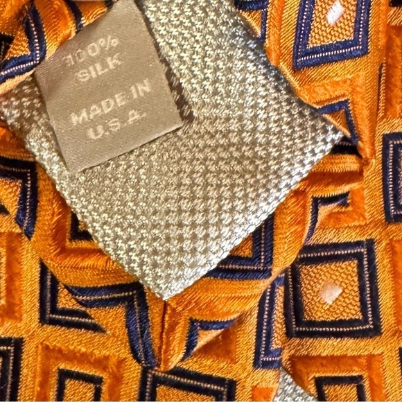 🍂SALE🍂NORDSTROM 100% Silk Orange Necktie - Picture 7 of 9